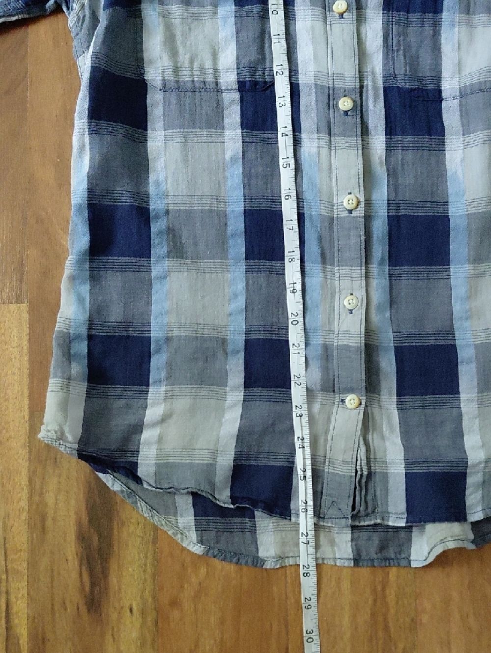 Eddie Bauer Blue Button-Down Shirt Lightweight Cotton Outdoor Camping Gorpcore - Picture 13 of 13